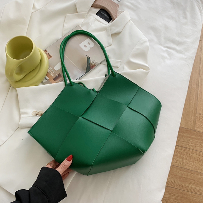 Luxury Lifestyle - Cao Cấp Áo Cỡ Lớn Nữ